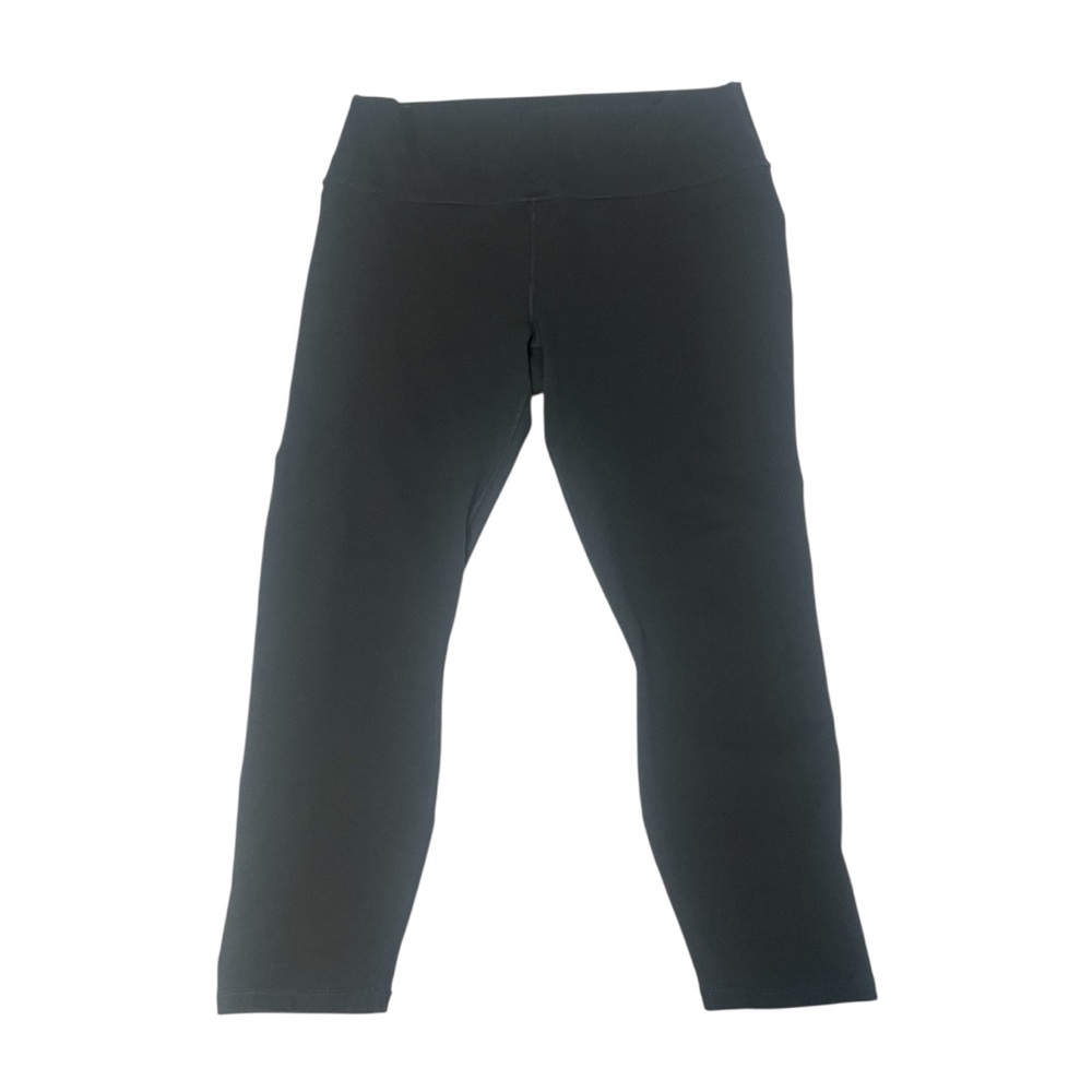 Fabletics Powerhold Black Capri Leggings Size XL